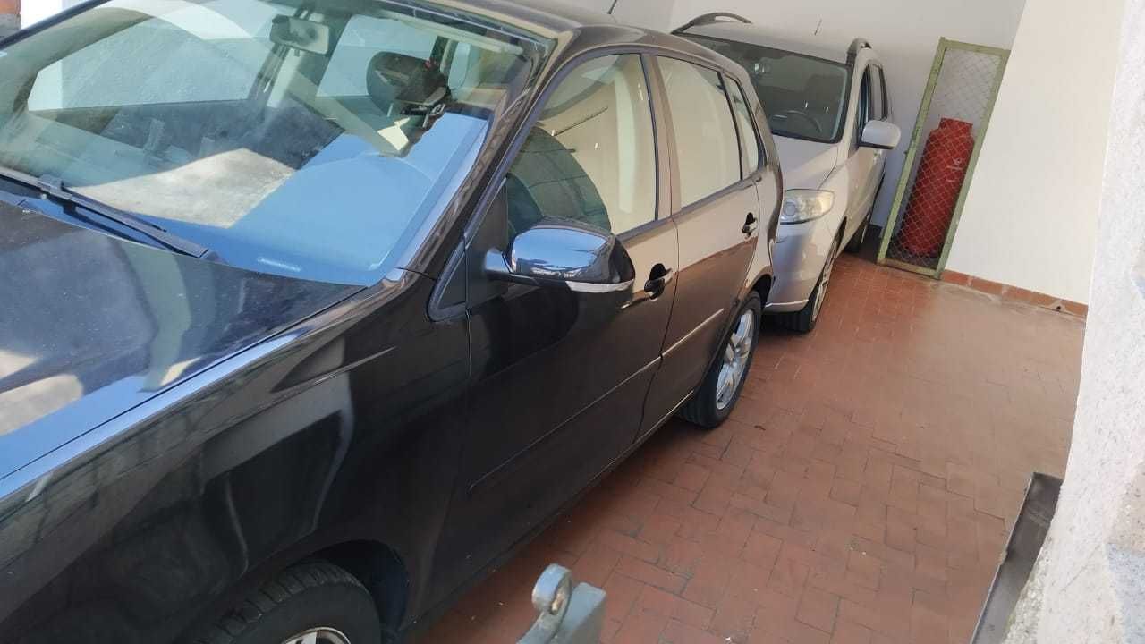 VW Polo 1.2 Confortline 2005 Gasolina Impecável
