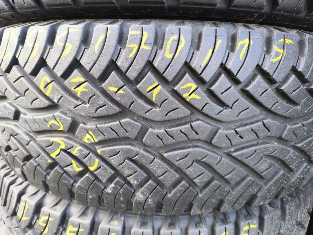 "Opony Continental cross contact 255/70/15 para