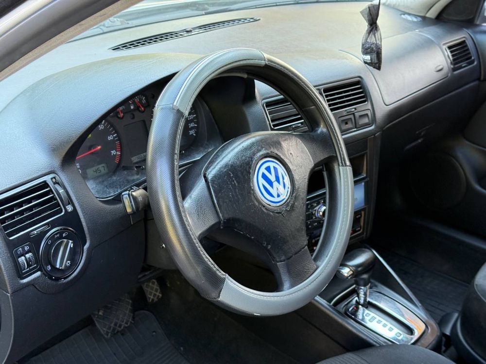 Volkswagen Bora 1.6 MPI АВТОМАТ ГАЗ4