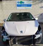 Para peças PEUGEOT 208