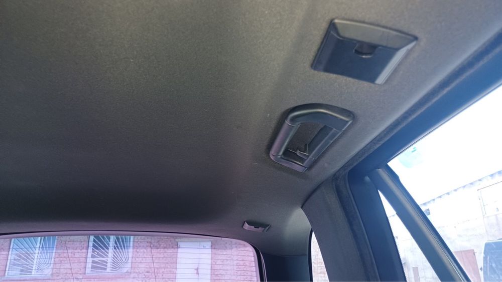 Чорний потолок стеля BMW X5 E53 запчастини БМВ Х5 Е53