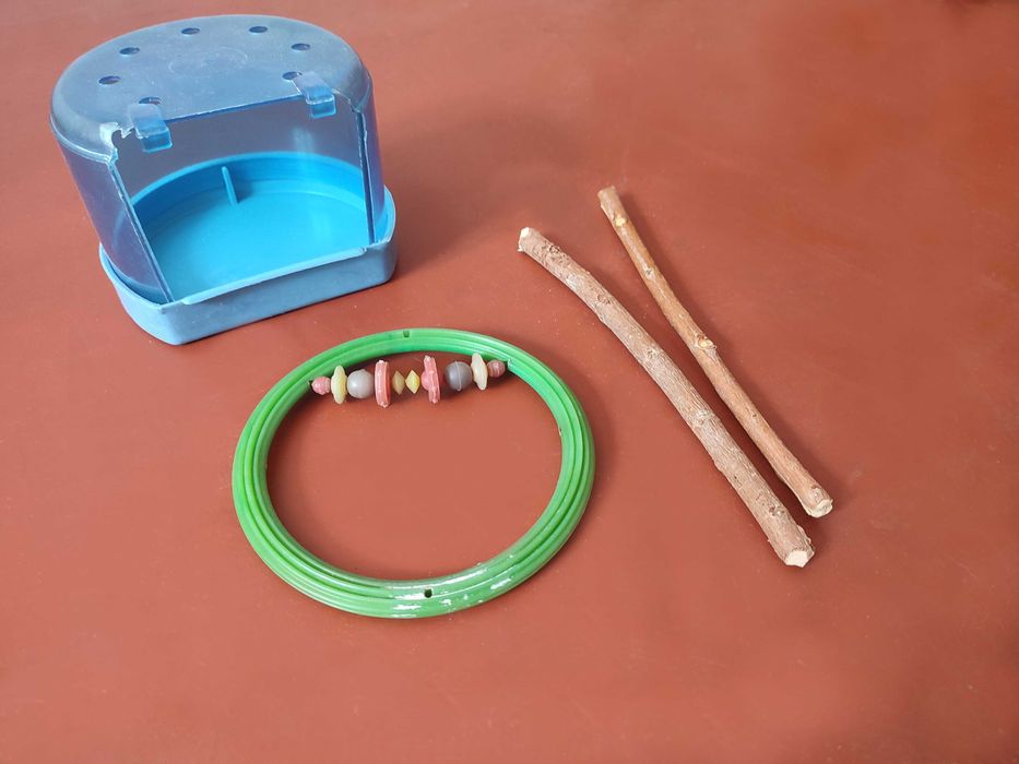 Клітка для гризунів / птахів + кулі для гризунів + інші дрібнички