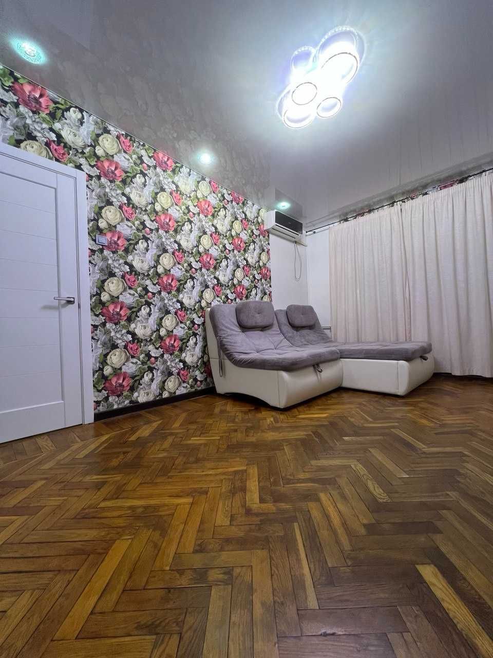 Продам 2 к кв с ремонтом Астрономическая Жуковского