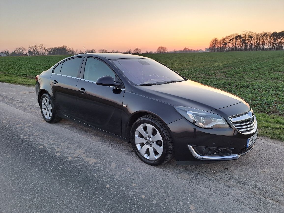 Opel Insignia przebieg 129 tys km zadbany, bezwypadkowy