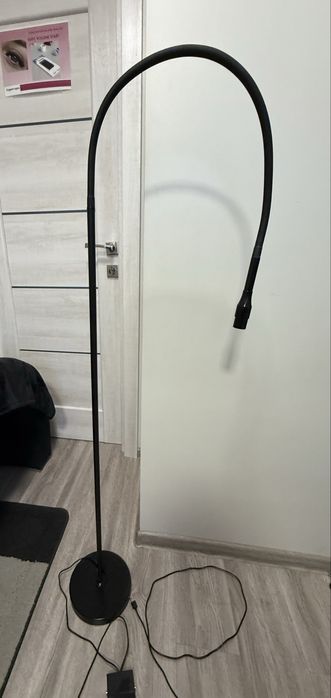 Лед лампа для нарощення вій.