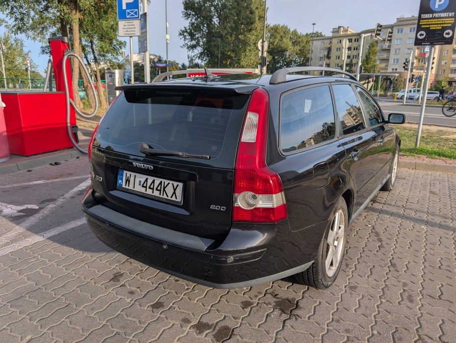Sprzedam samochód Volvo V50 2.0, czarny, rocznik 2004