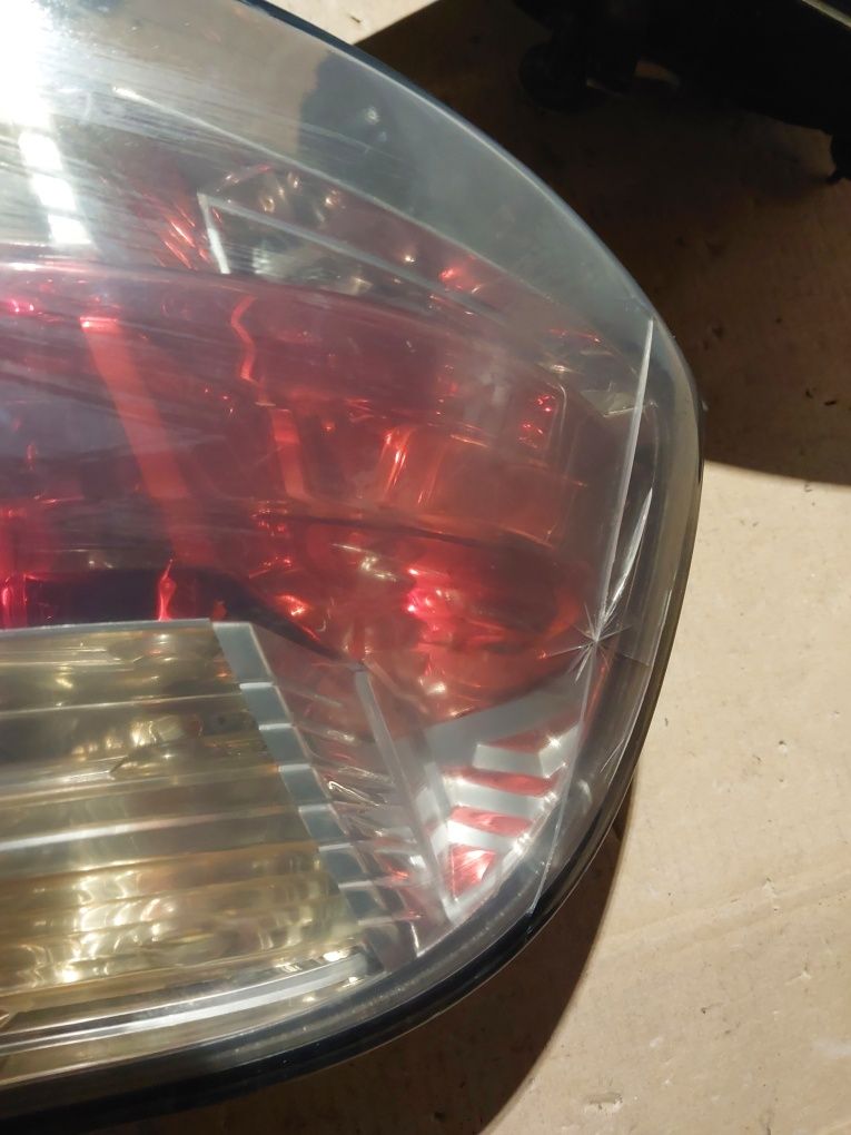 Fiat Stilo tylna lampa tył prawa lewa