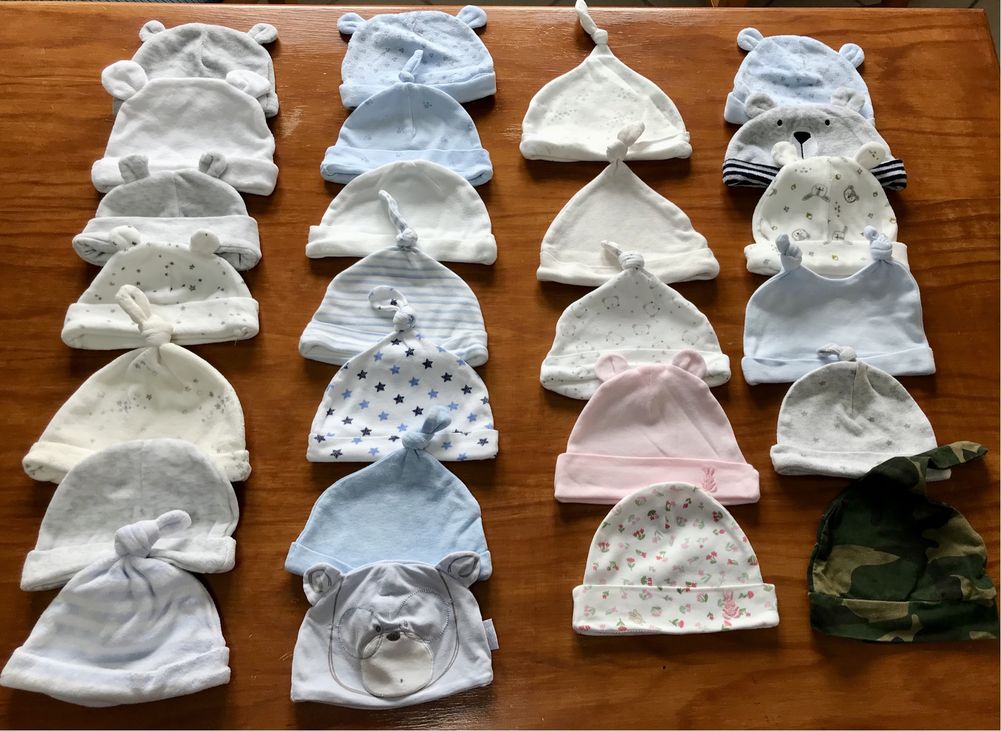 25 gorros de bebé