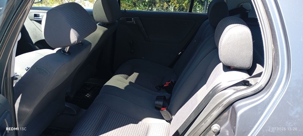 Volkswagen Polo 1.4 benz MPI+Oryginalne alufelgi VW+Ciemne szyby+Radio