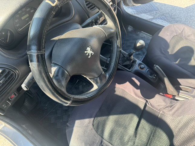 Peugeot 206 1.1 2001 comercial