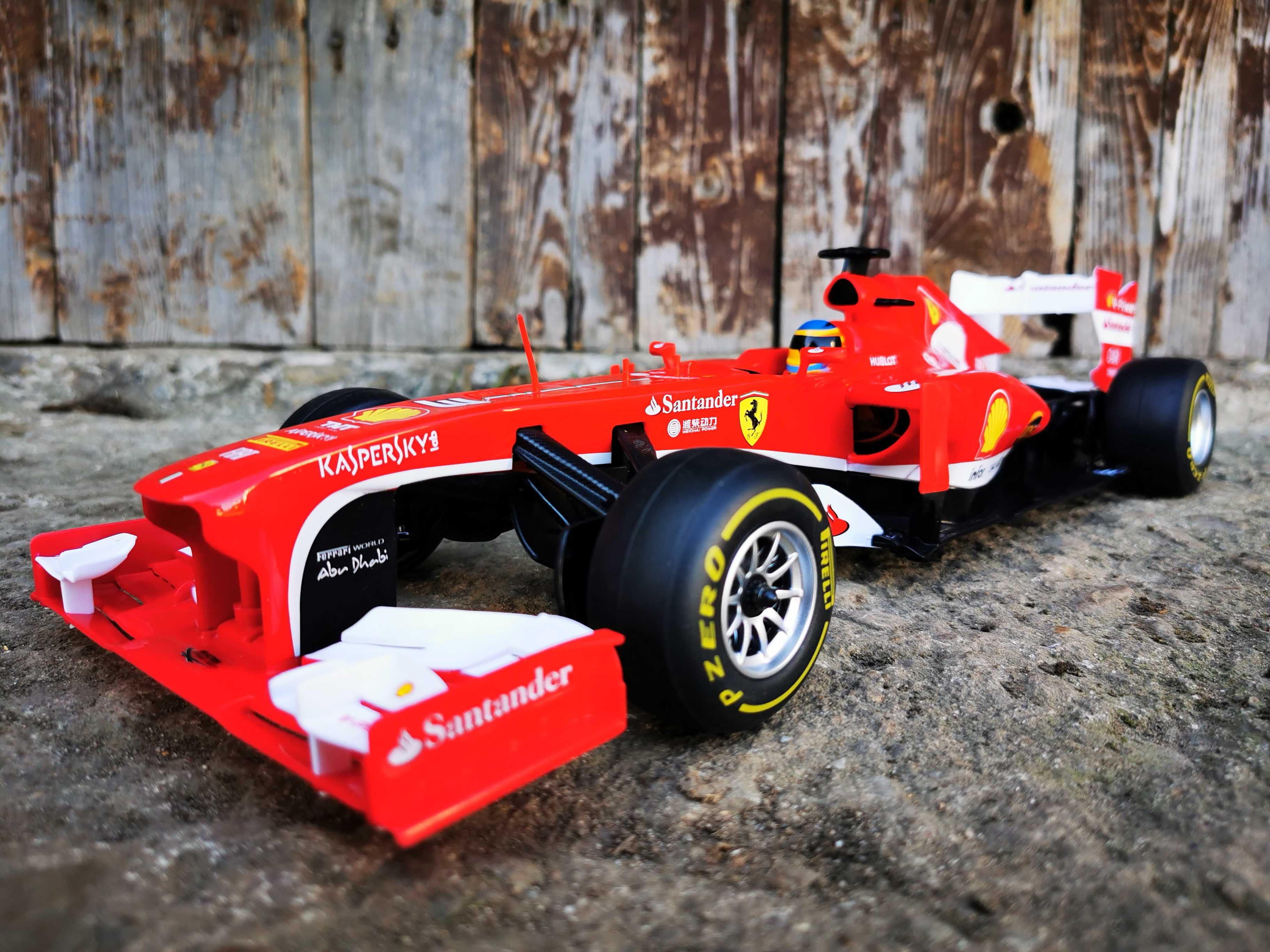 Formuła 1 Shell BOLID FERRARI F1 Zdalnie Sterowany Auto PILOT RC 2.4G