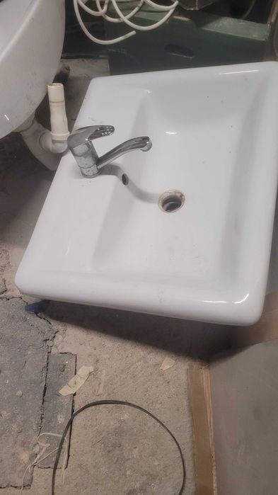 Umywalka nablatowa 60x48x11