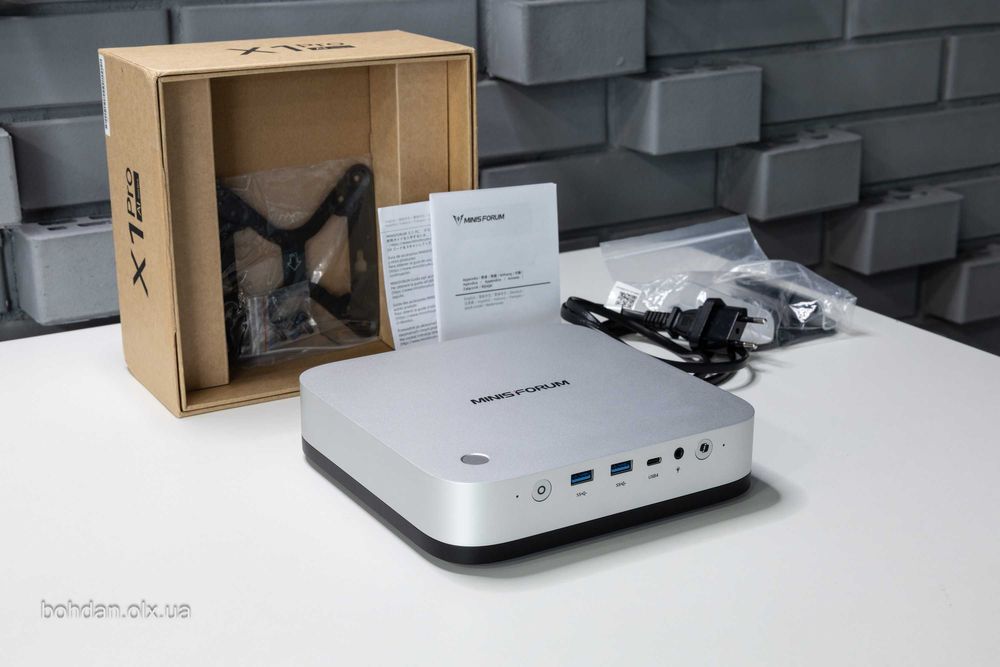 Minisforum AI X1 Pro HX 370 64GB 1TB