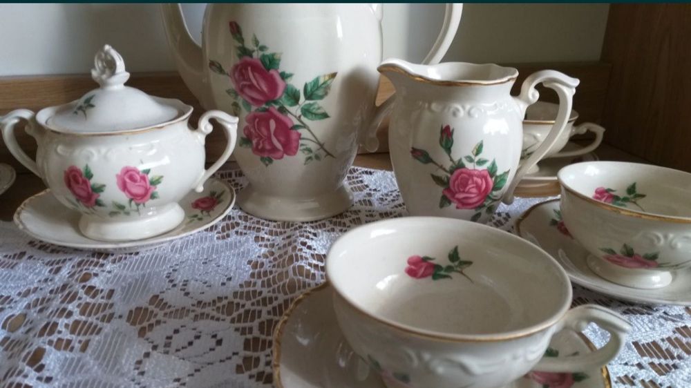 Serwis Porcelany do herbaty Tułowice sygnatura Prl