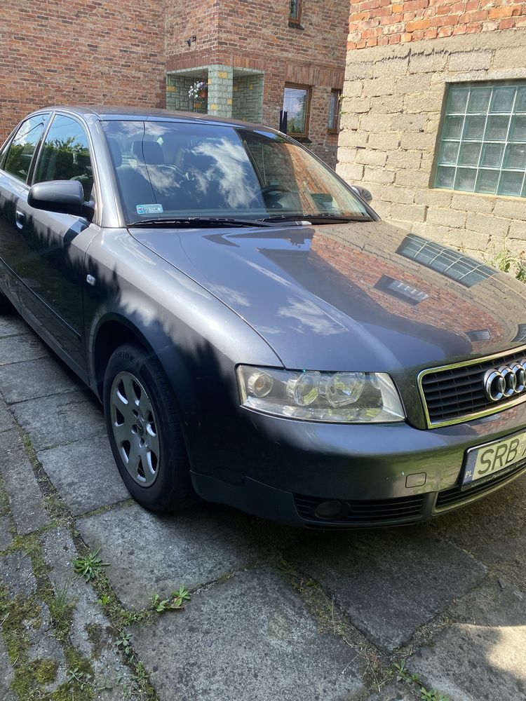 Audi A4 b6 1.6 benzyna