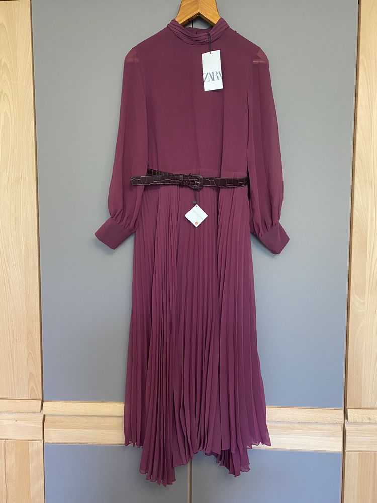 Нова довга сукня ZARA, сукня максі, M-L, ціна 1899 грн