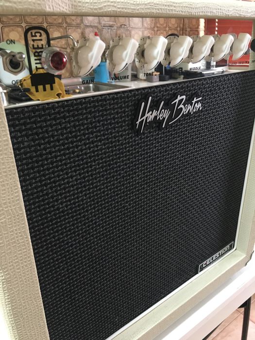 Amplificador valvulas Harley Benton tube 15