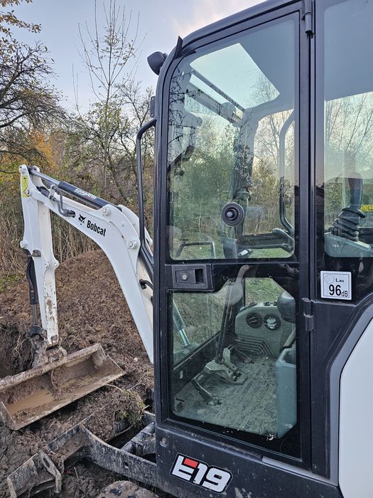 Usługi minikoparką