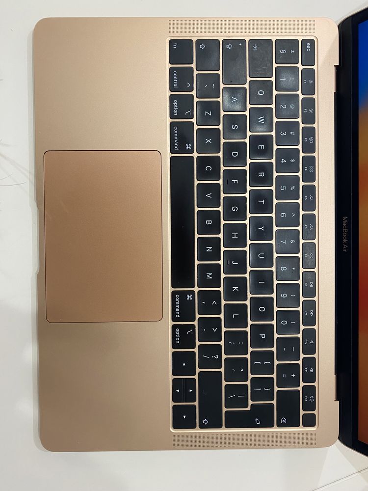 MacBook Air 13-inch Rosegold 8GB/256GB