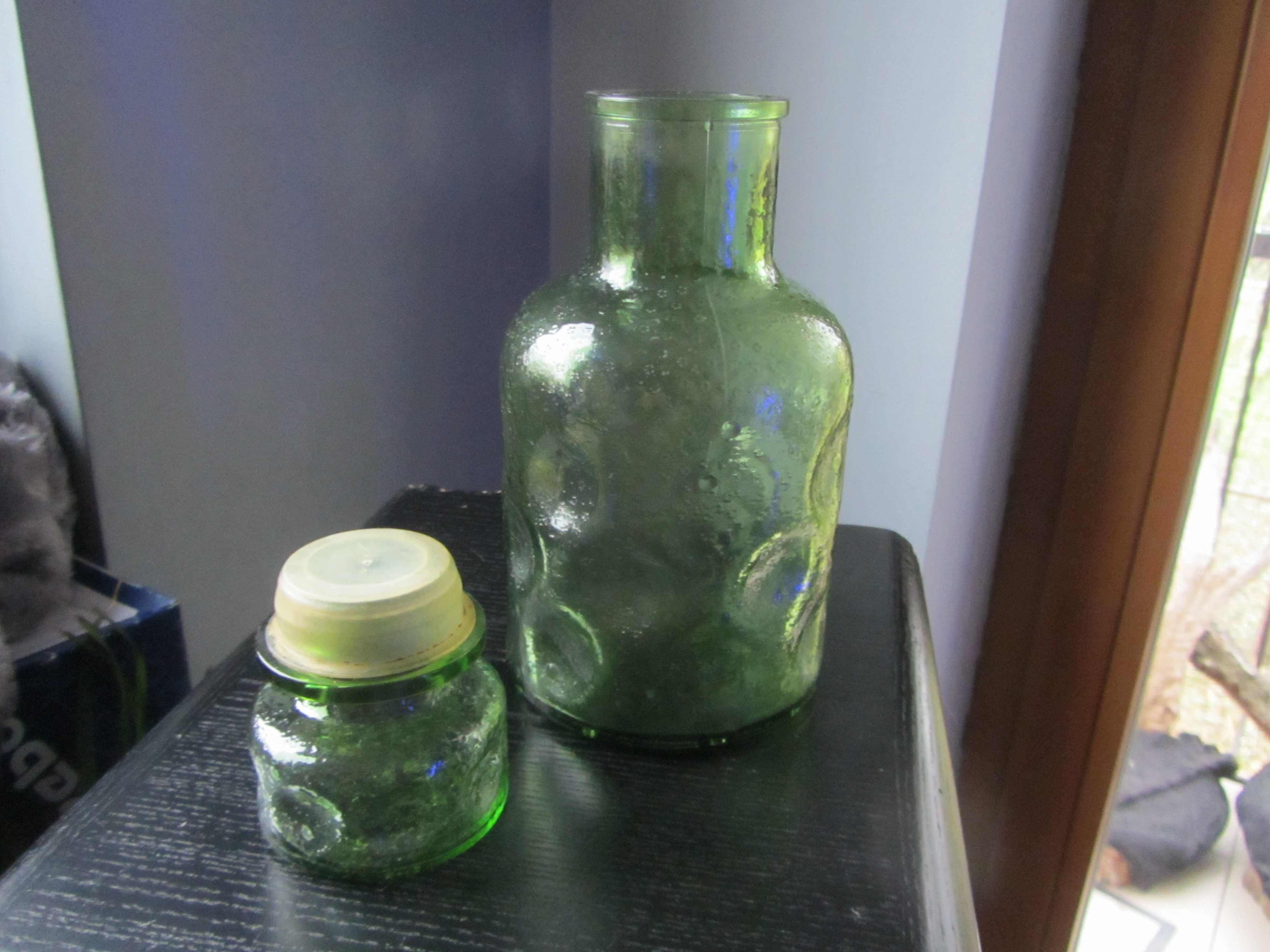karafka butelka zielone szkło