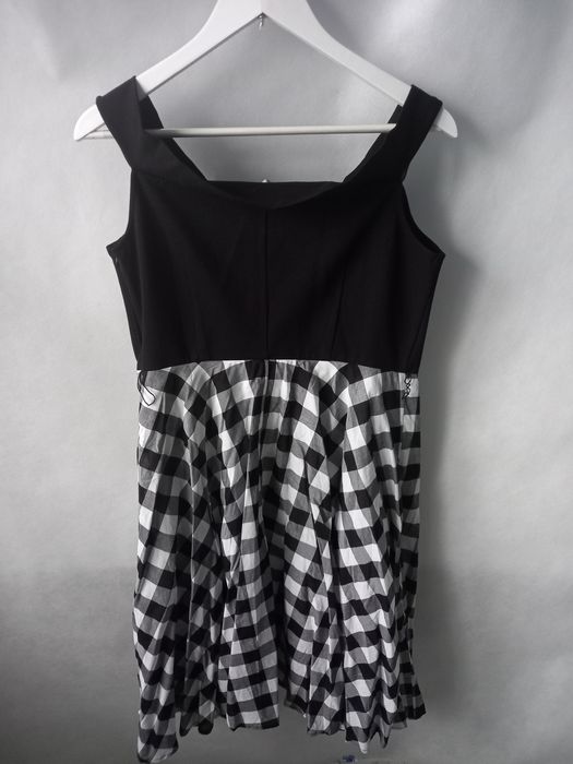 Sukienka w kratę 42