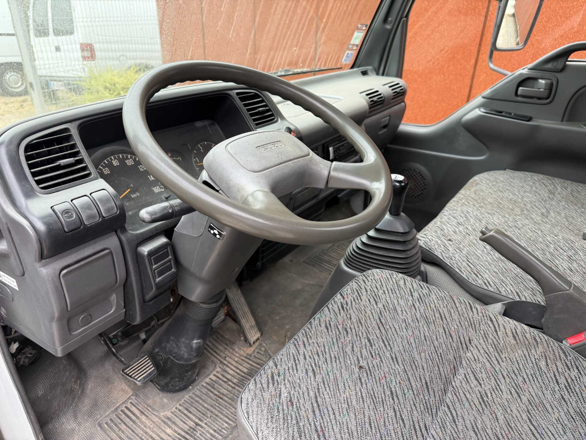Carrinha Isuzu NKR 3.0DI