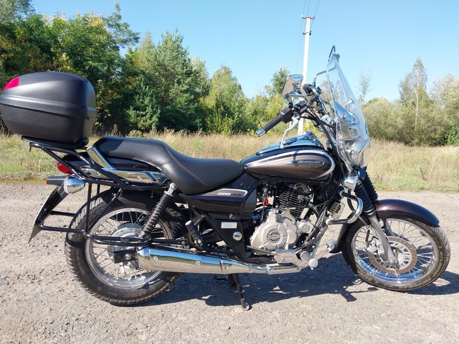 Баджадж Авенджер Круїз 220