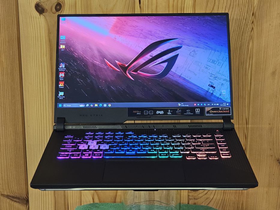 Asus Strix 15.6" 2K 165Hz/R9 5980HX/RX 6800 12GB/ RAM 32GB/SSD 1024GB