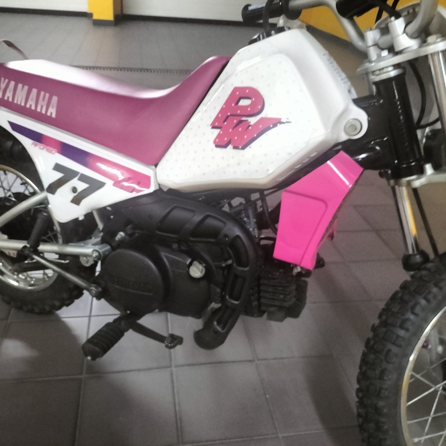 Yamaha pw80 rosa