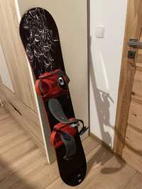 Sprzedam snowboard z butami w bardzo dobrym stanie