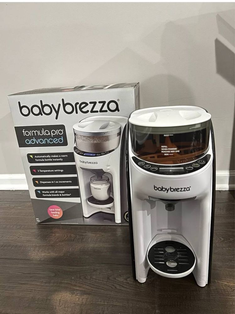 НОВА машинка для приготування дитячої суміші Baby Brezza.