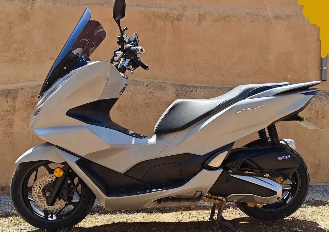 Honda PCX 125cc Scooter 2021