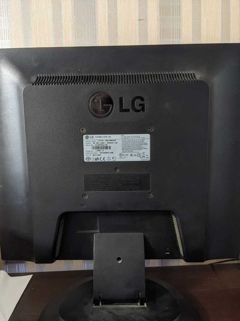 Монитор LG FLATRON L1917S