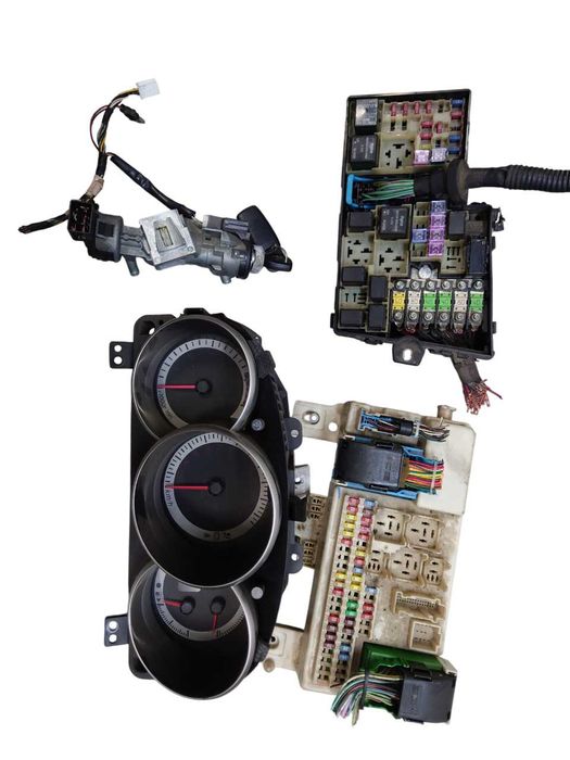 Mazda 3 1.6 CITD Zestaw Startowy Stacyjka Kluczyk Immo Moduł BSI