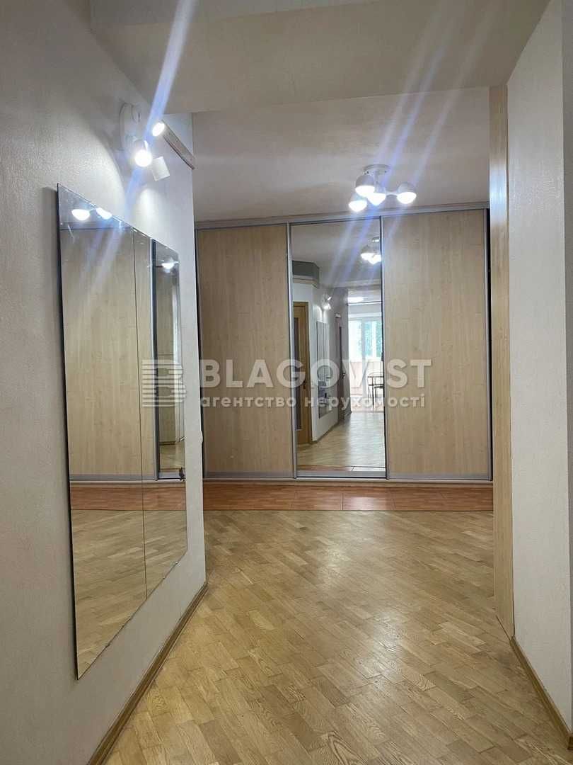Продаж квартири (85,8м) вул. Голего Миколи, 5  М.Шулявка Солом`янський