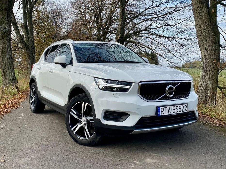 Volvo XC 40 Stan idealny, bezwypadkowy, mały org. przebieg, FV23%
