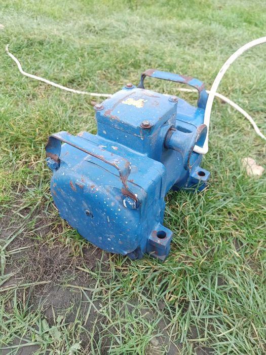 Wibrator elektrowibrator INDUKTA 0.85KW  2900 obrotów