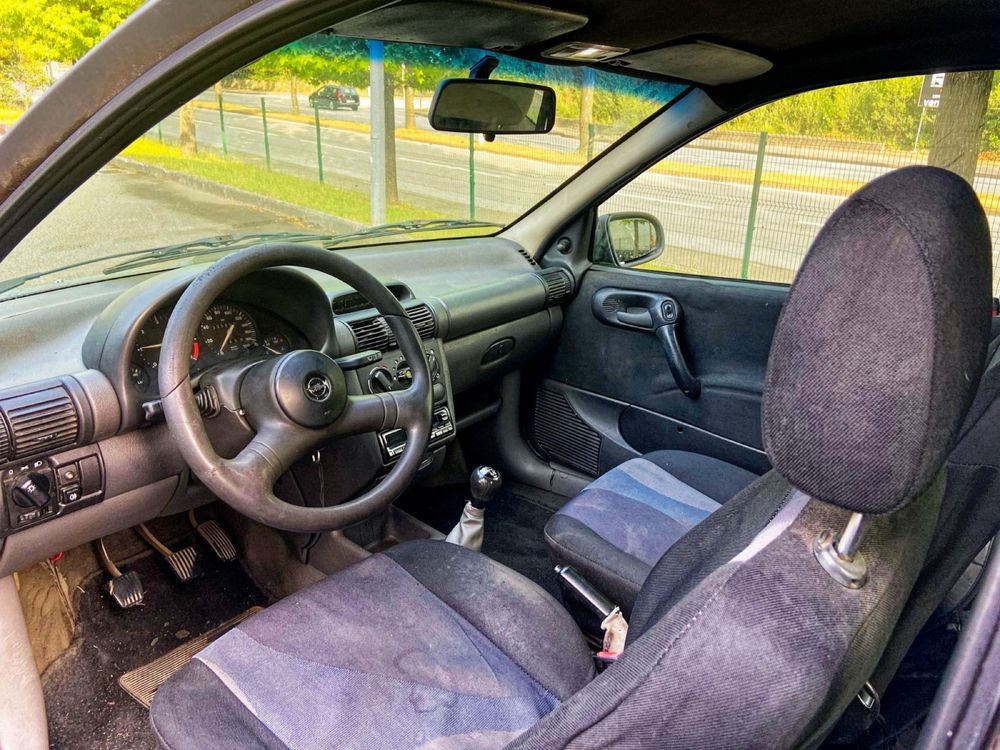 Opel Corsa 1.5 TD Isuzu - 5 Lugares