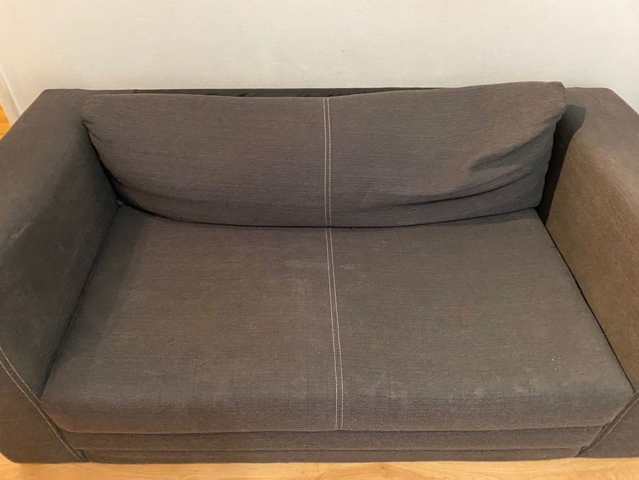 Kanapa Ikea rozkłada