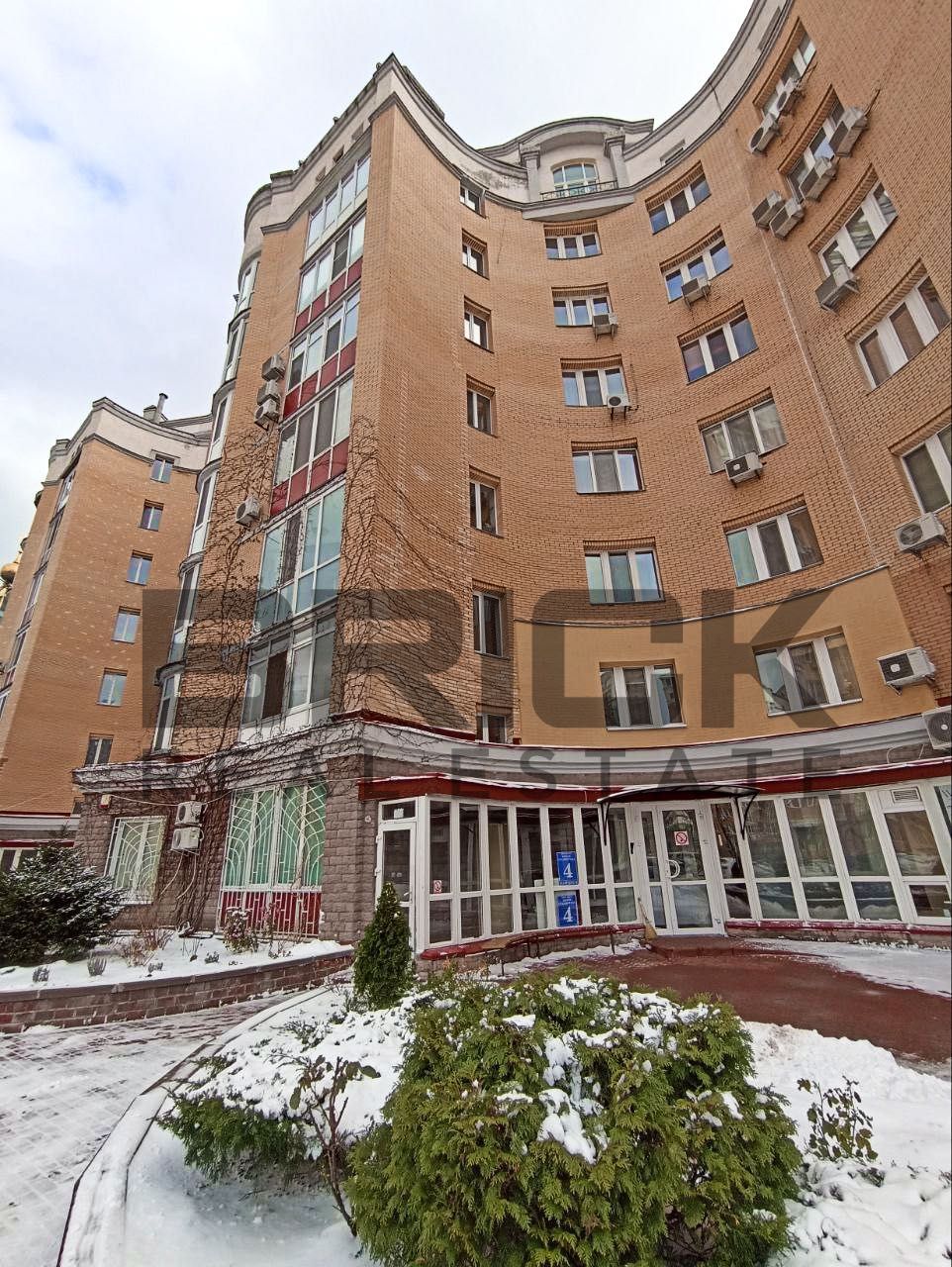 Продам квартиру 93м2 ЖК Оазис, Оболонь, парк Наталка, набережная, Киев