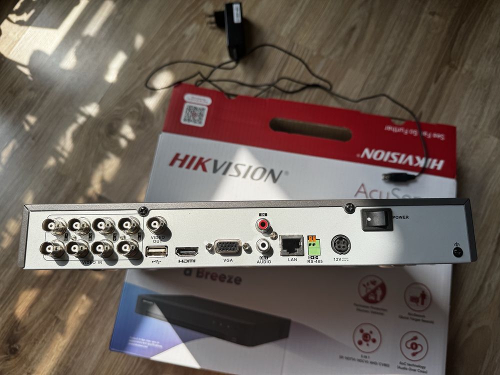 Rejestrator hikvision DS-7208HQHI-K1 +hdd