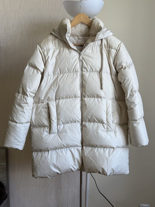 Пухова куртка ZARA