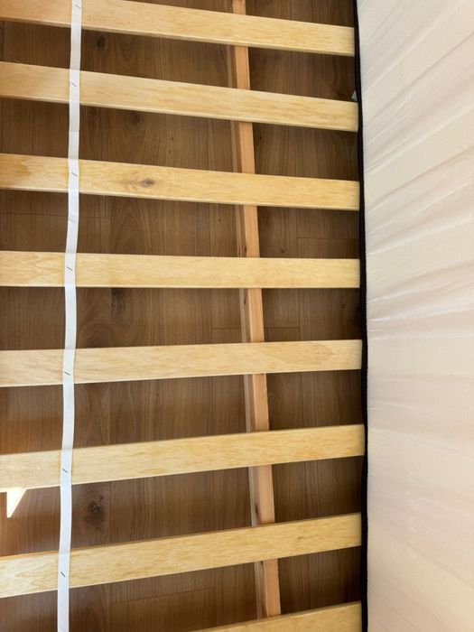 Cama Homa Montissori  + colchao 190 x 90