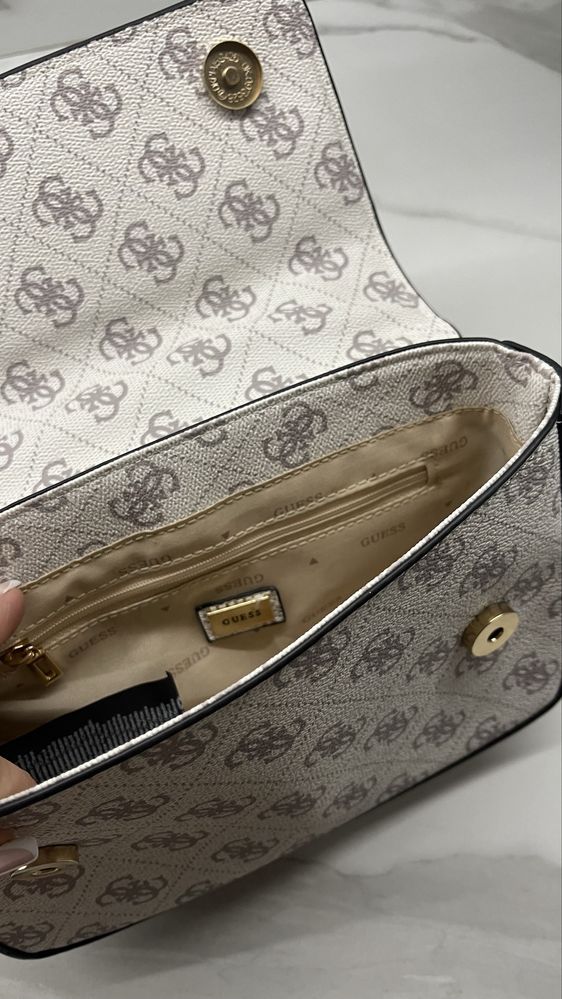 Сумка брендова guess