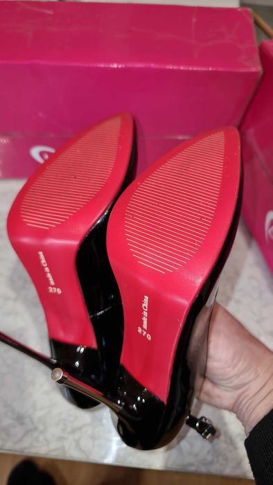 Фетишные Женские туфли 43 размер. Стелька 27.5- 28 см. Полномерные.