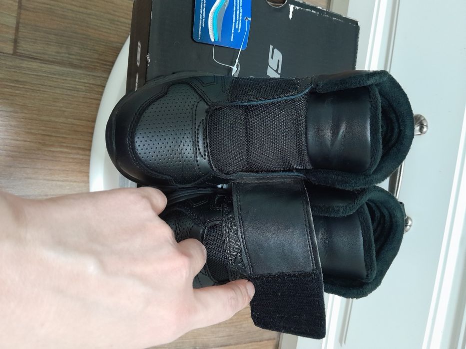 Демісезонні (єврозима) черевики Skechers