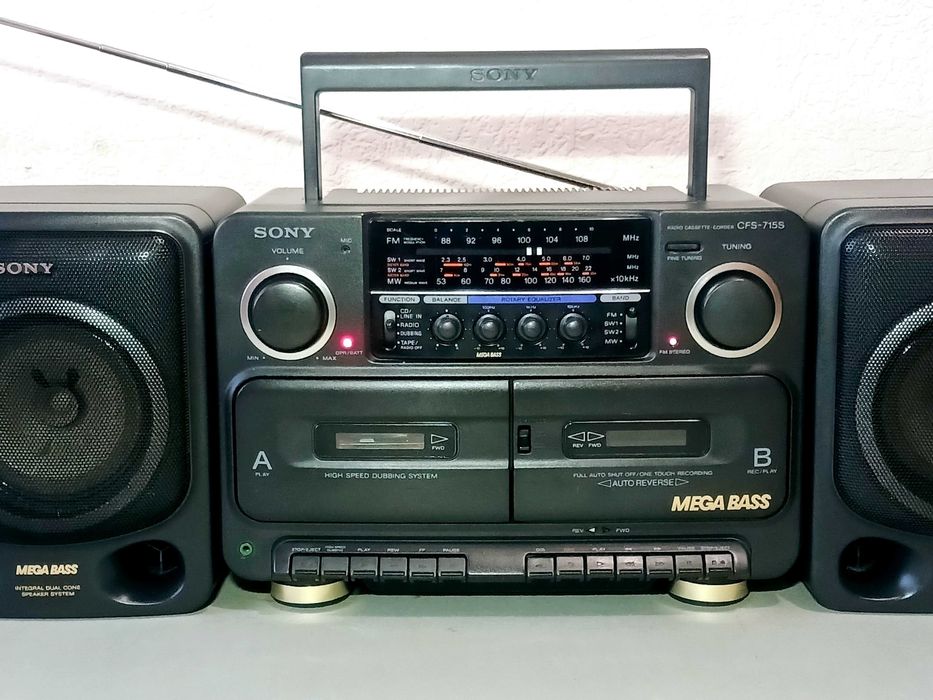 Sony  CFS-715 BoomBox магнитофон 90-х Бумбокс