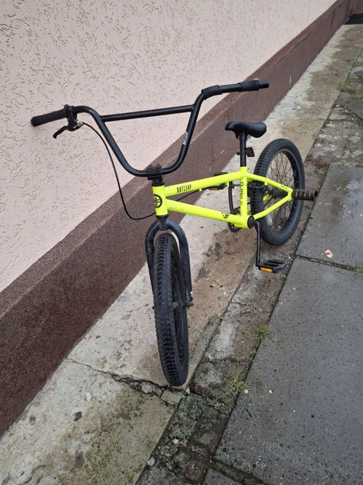 Велосипед BMX Outleap CLASH - Neon green