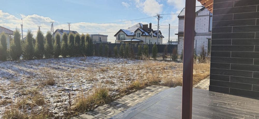 Продам дом в пригороде Киева