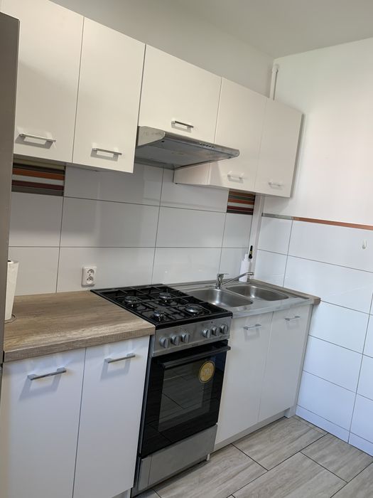 Wynajmę mieszkanie 3 pokojowe, po remoncie 1 piętro w centrum